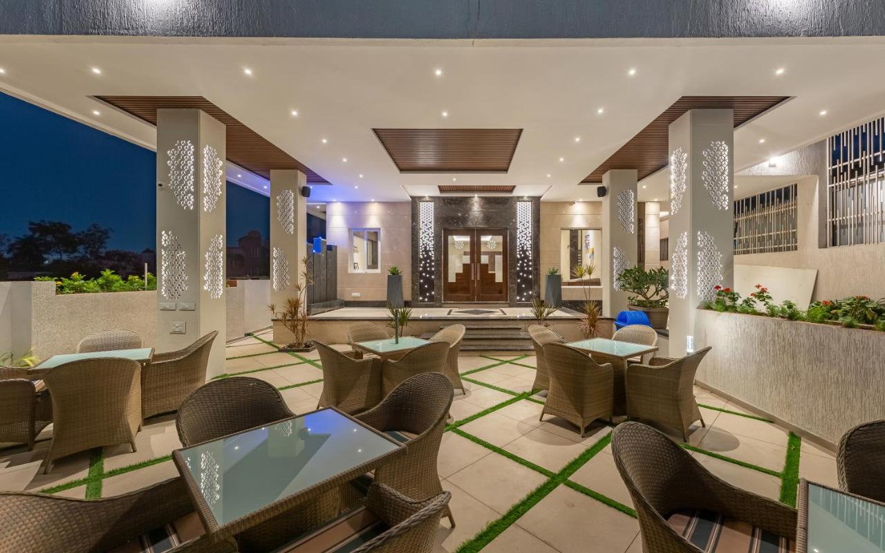 Отель Grand Regal Chandoli Экстерьер фото