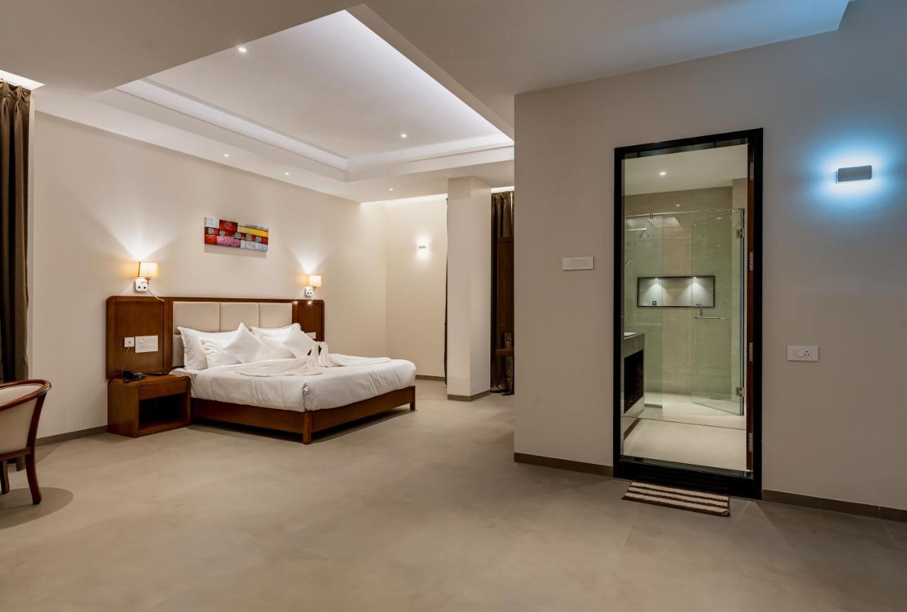 Отель Grand Regal Chandoli Экстерьер фото