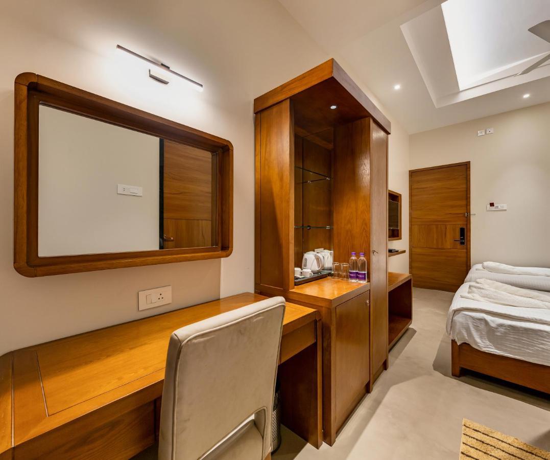 Отель Grand Regal Chandoli Экстерьер фото