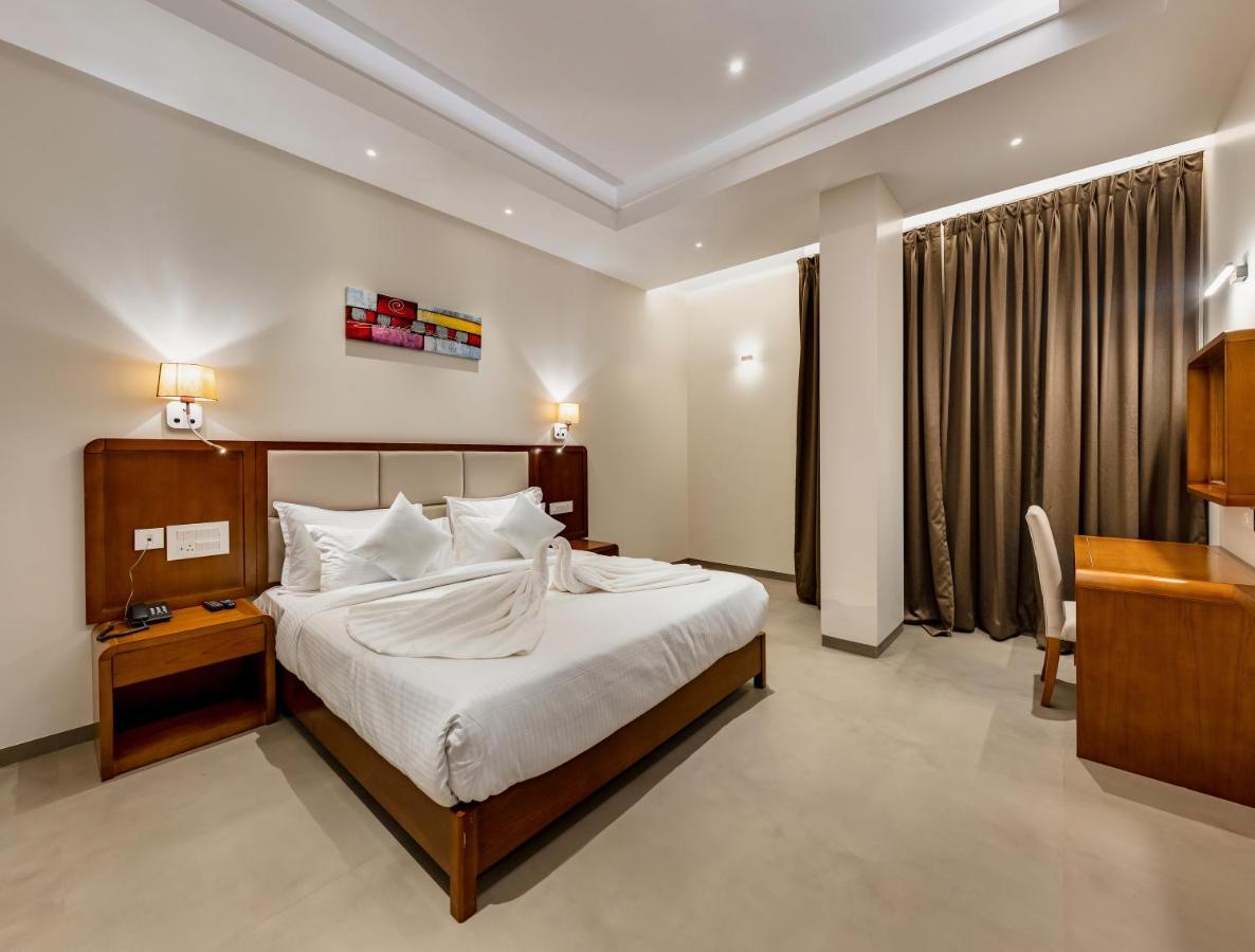 Отель Grand Regal Chandoli Экстерьер фото