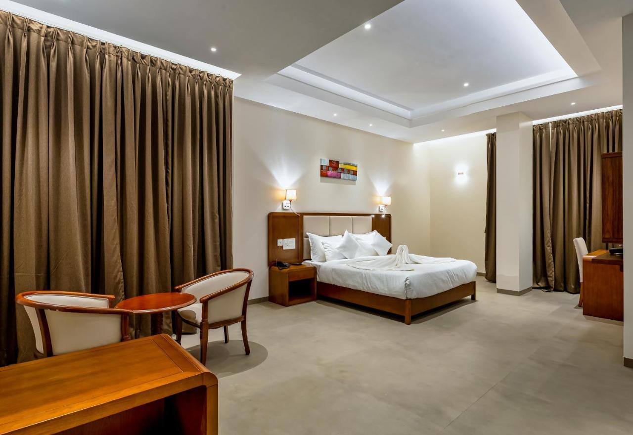 Отель Grand Regal Chandoli Экстерьер фото